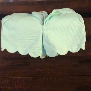 Lilly Pulitzer Buttercup Stretch Shorts